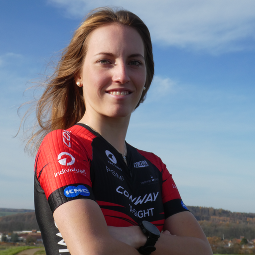 Portrait photo of a young woman named Lina Dorscht